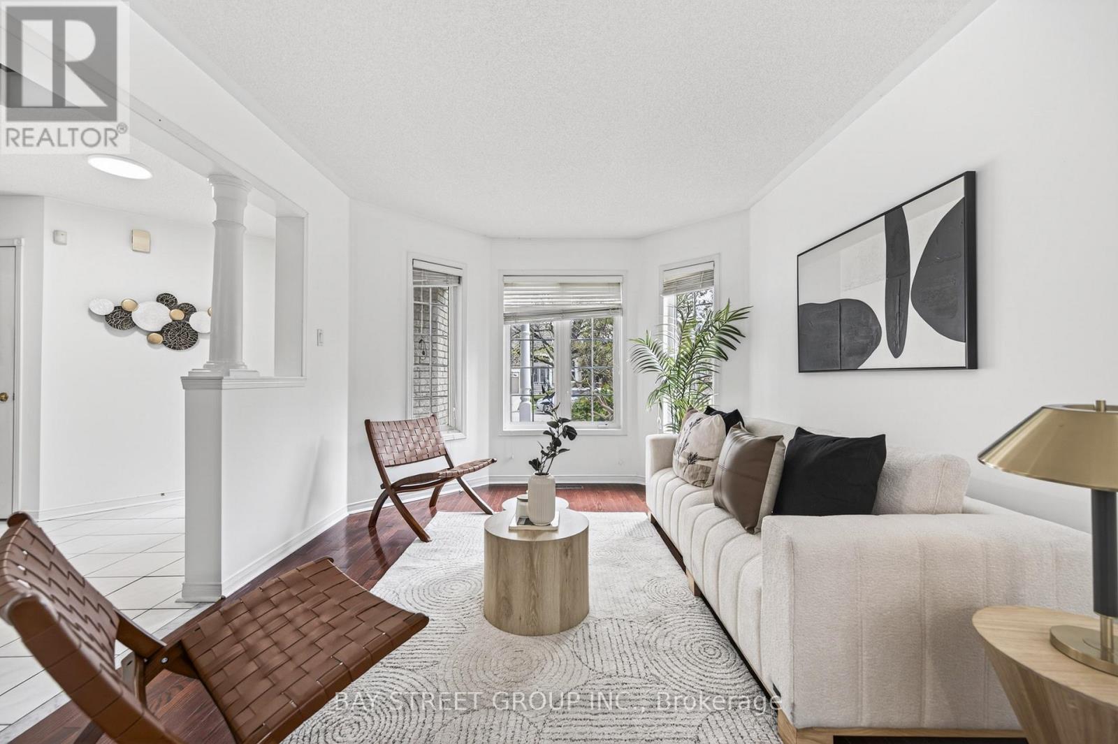 2370 Eden Valley Drive, Oakville, Ontario  L6H 6K9 - Photo 6 - W13420362