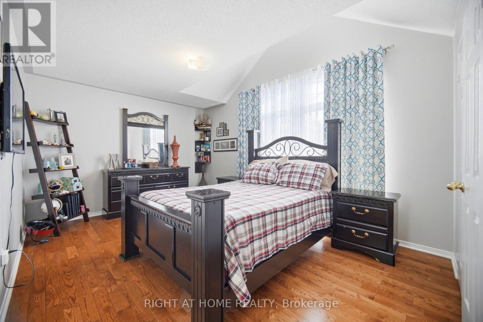 1021 Hemstreet Crescent, Milton, Ontario  L9T 6S2 - Photo 30 - W13420400