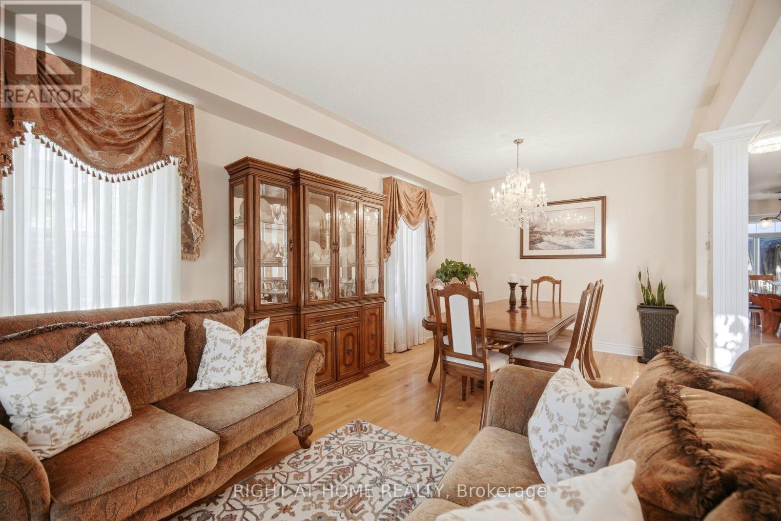 1021 Hemstreet Crescent, Milton, Ontario  L9T 6S2 - Photo 9 - W13420400