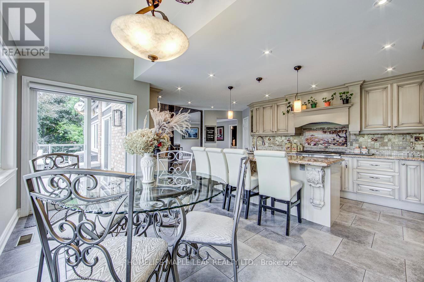 8 Coates Hill Court, Caledon, Ontario  L7E 0N4 - Photo 10 - W13420422