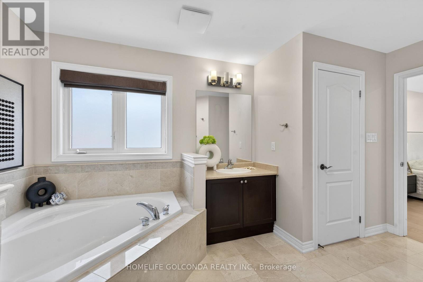 341 Admiral Drive, Oakville, Ontario  L6L 0C2 - Photo 32 - W13420448
