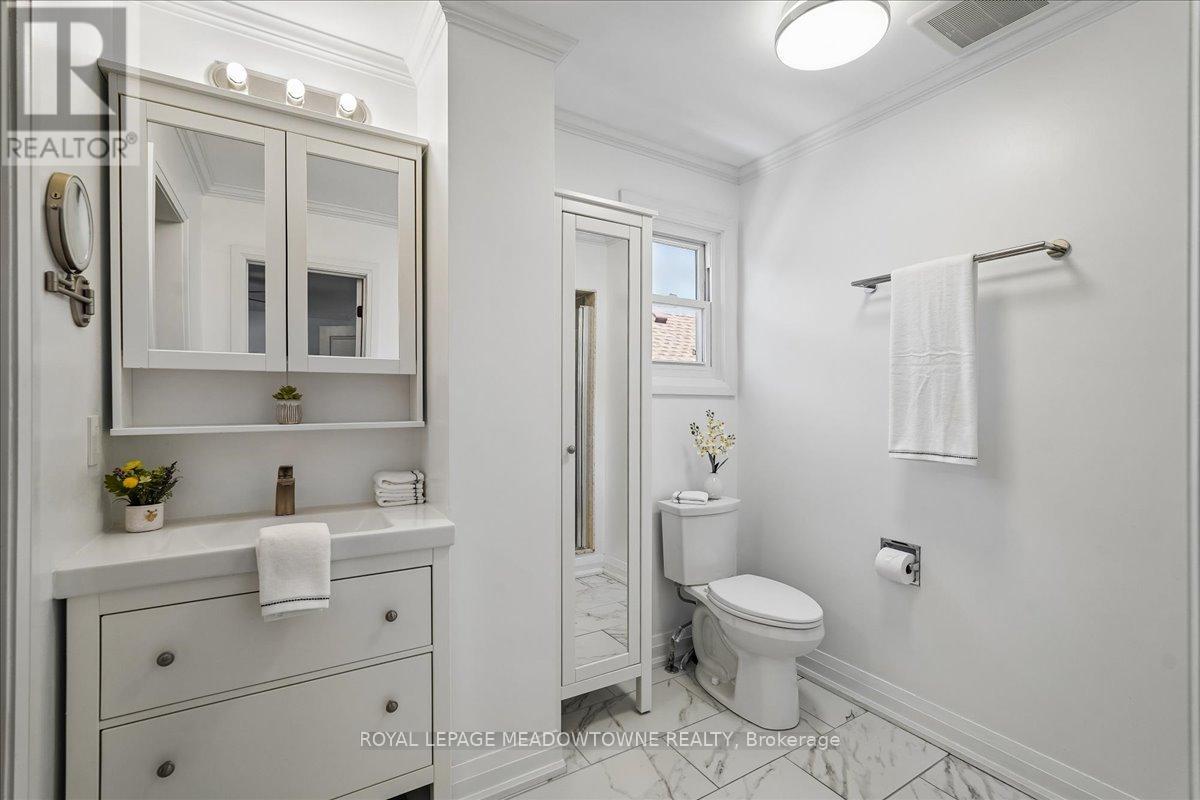 2208 Hunt Crescent, Burlington, Ontario  L7M 3E4 - Photo 24 - W13420452