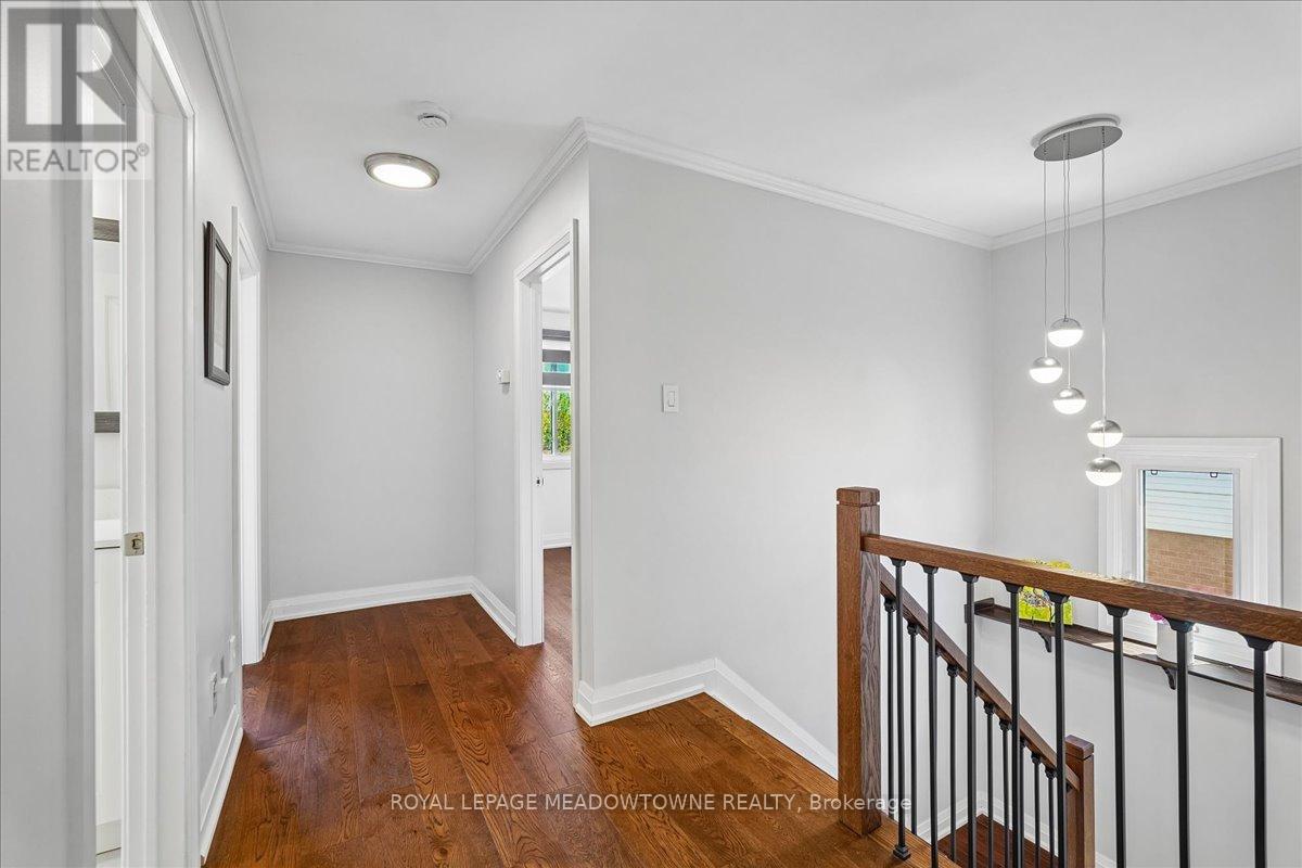 2208 Hunt Crescent, Burlington, Ontario  L7M 3E4 - Photo 26 - W13420452