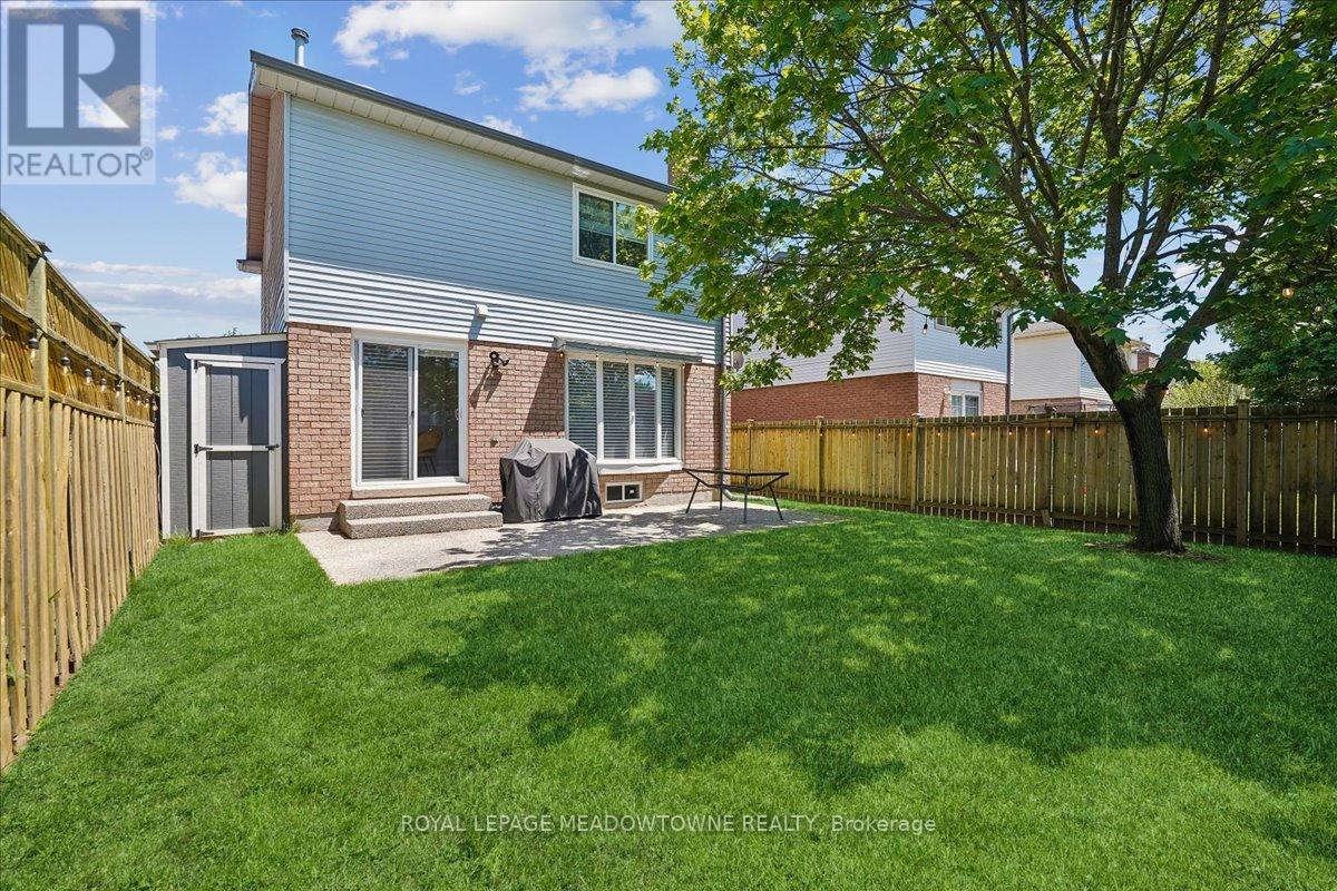 2208 Hunt Crescent, Burlington, Ontario  L7M 3E4 - Photo 39 - W13420452