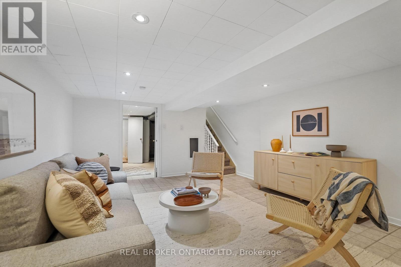 450 Armadale Avenue, Toronto, Ontario  M6S 3X9 - Photo 16 - W13420476
