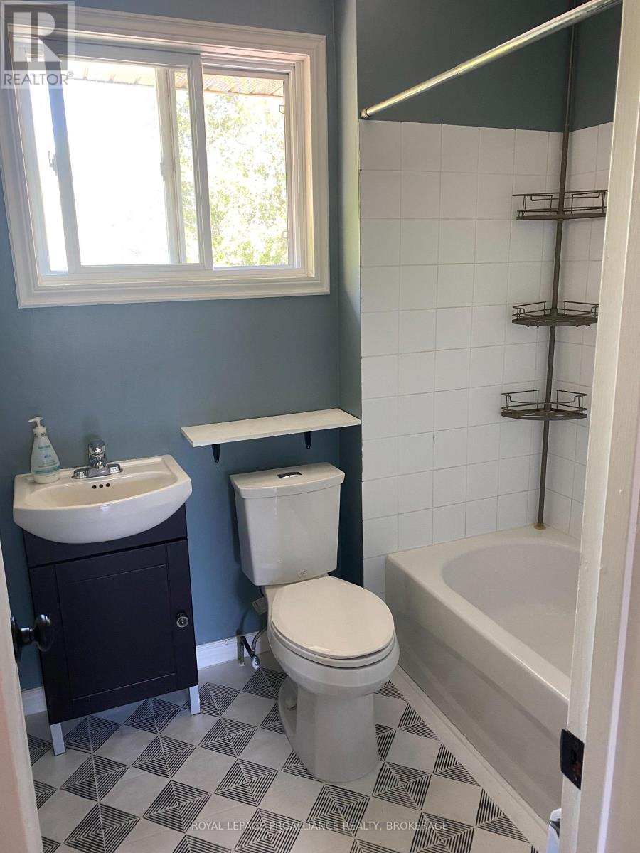 15 Rosemund Crescent, Kingston, Ontario  K7M 6Y8 - Photo 11 - X13420522