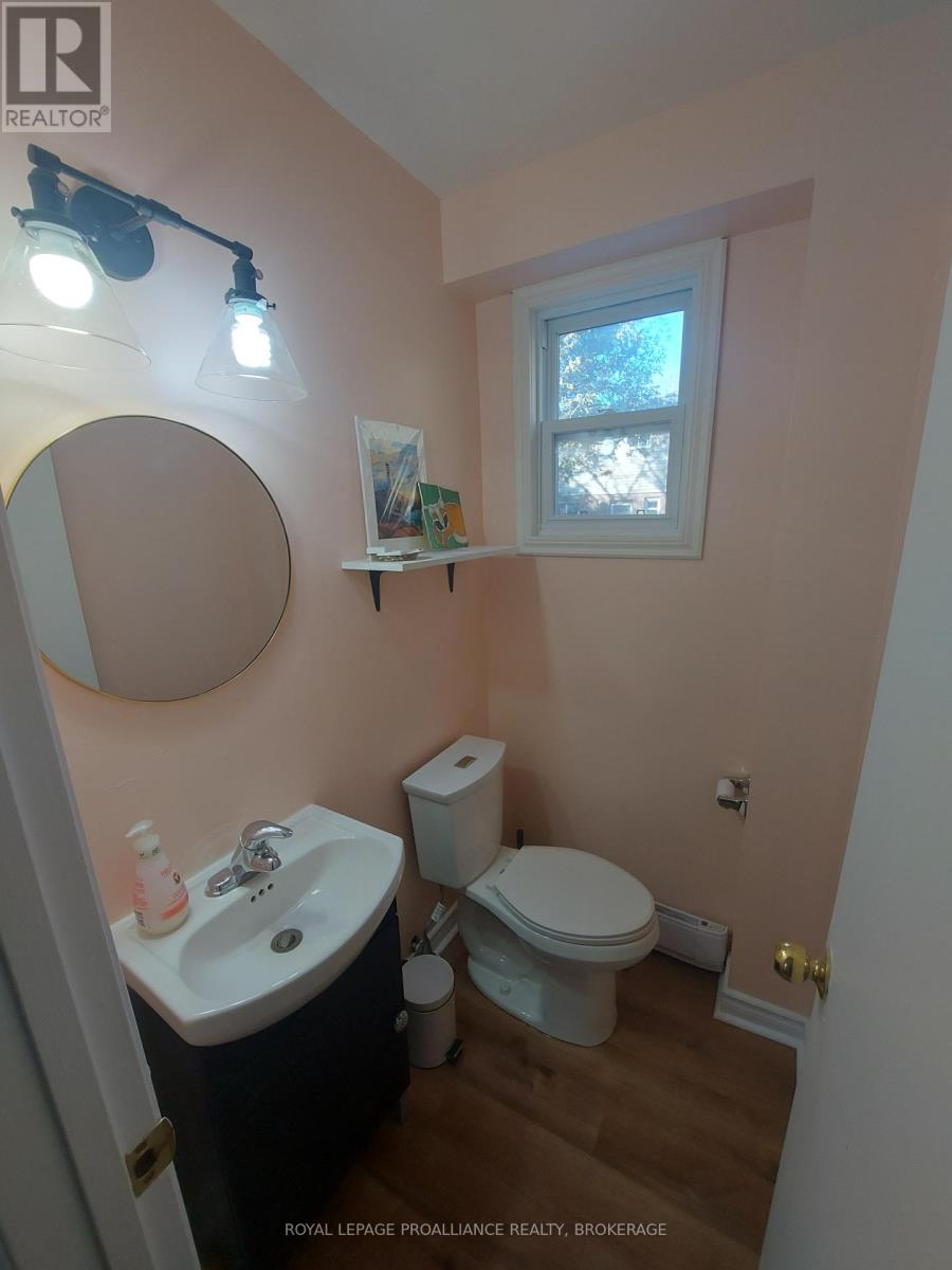15 Rosemund Crescent, Kingston, Ontario  K7M 6Y8 - Photo 7 - X13420522