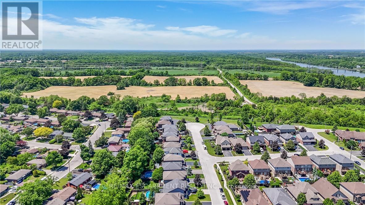 25 Southwood Crescent, Haldimand, Ontario  N3W 0A6 - Photo 46 - X13086724