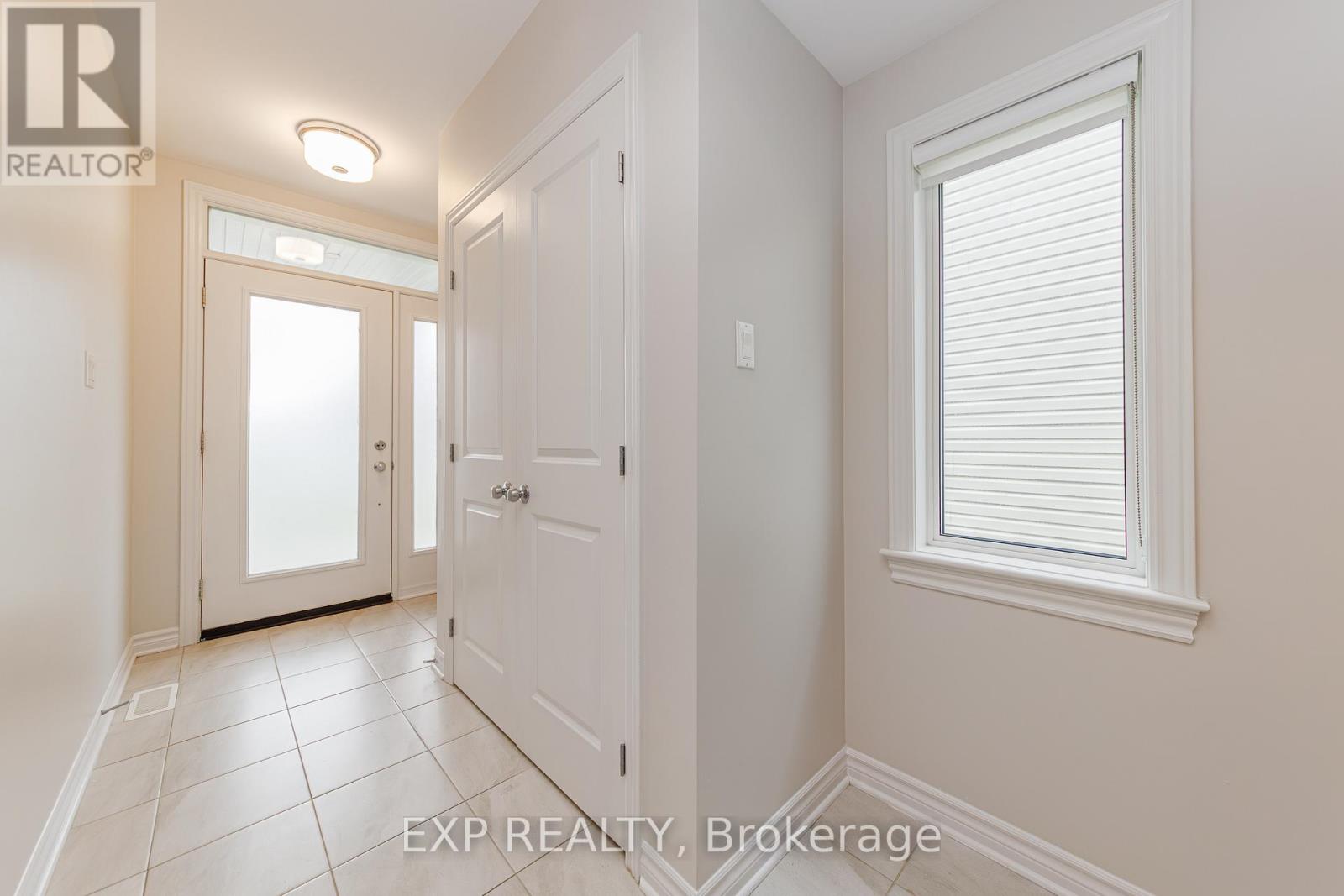 196 Angelonia Crescent, Ottawa, Ontario  K1T 0Y4 - Photo 3 - X13420596