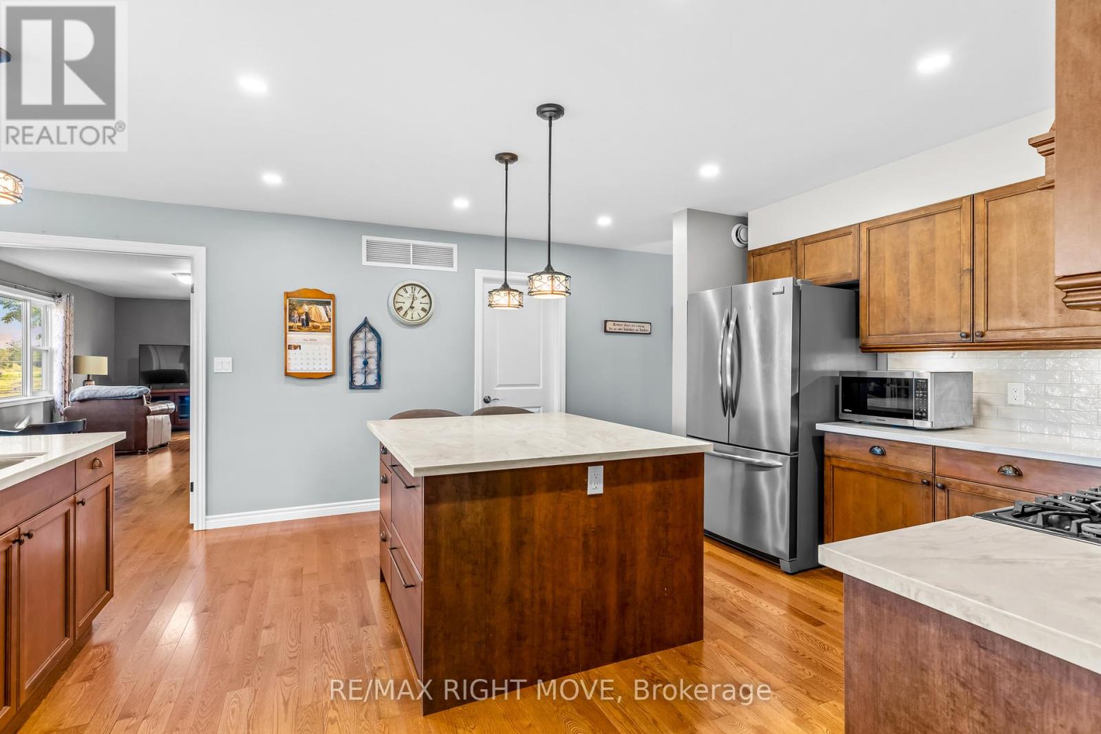 9 Hummingbird Lane, Kawartha Lakes, Ontario  K0M 2B0 - Photo 12 - X13420258
