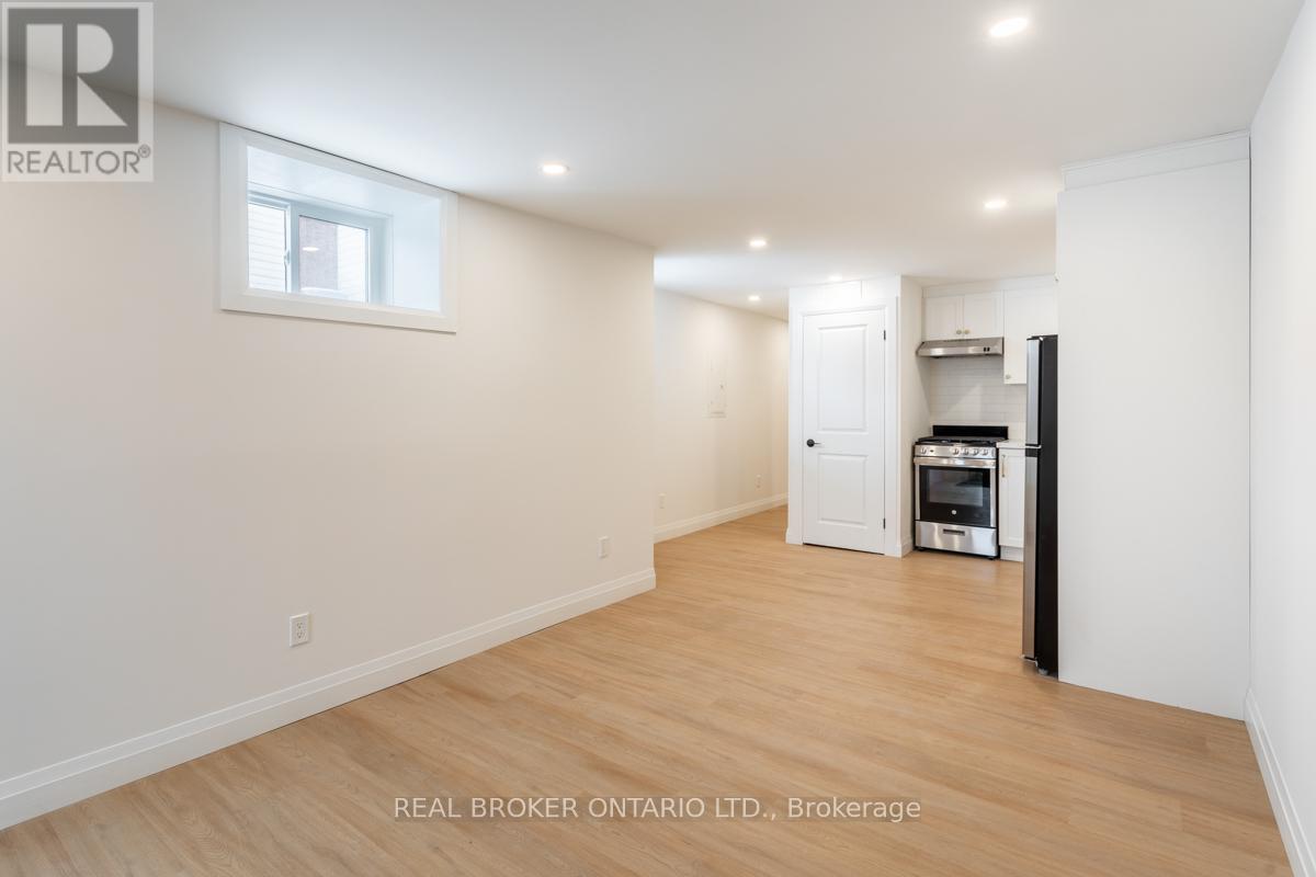4 - 115 Catharine Street N, Hamilton, Ontario  L8R 1J5 - Photo 4 - X13420380