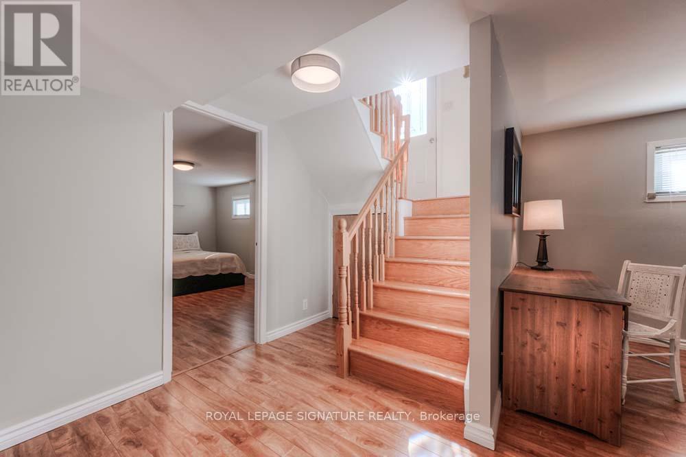 28 Coach Hill Drive, Kitchener, Ontario  N2E 1P4 - Photo 7 - X13420404