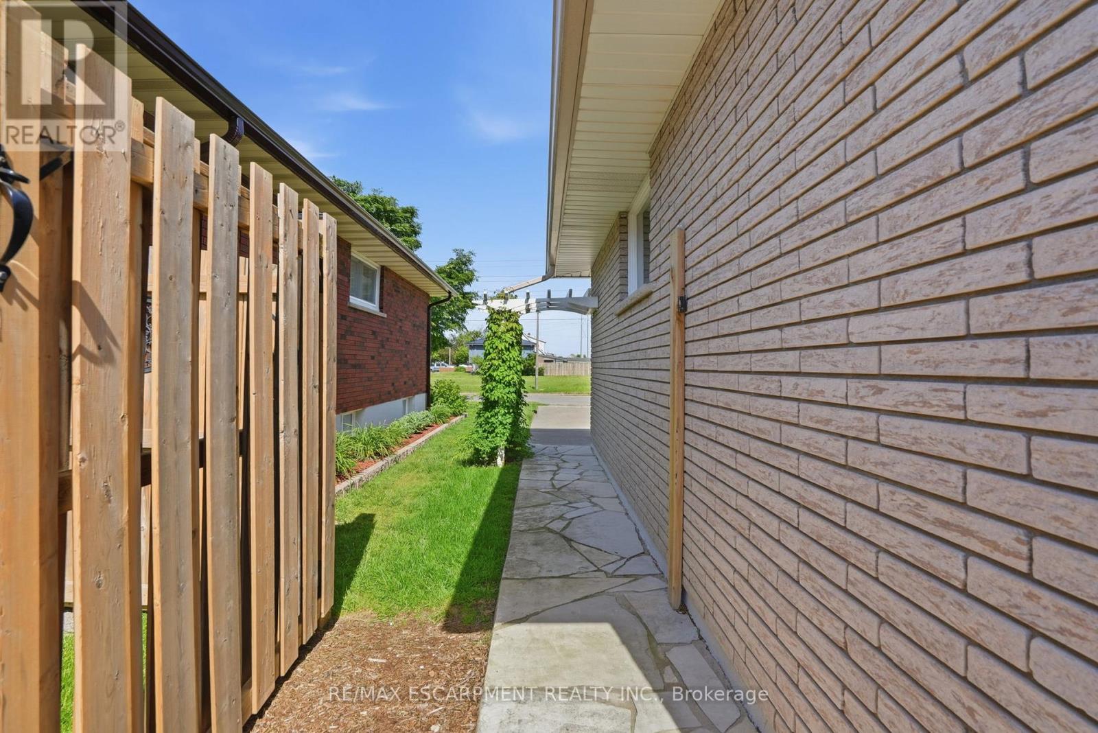 92 Watt Avenue, Welland, Ontario  L3B 1J4 - Photo 38 - X13420434
