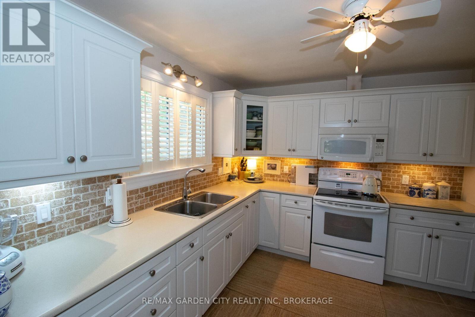 26 Macoomb Drive, Welland, Ontario  L3C 5T9 - Photo 13 - X13420480