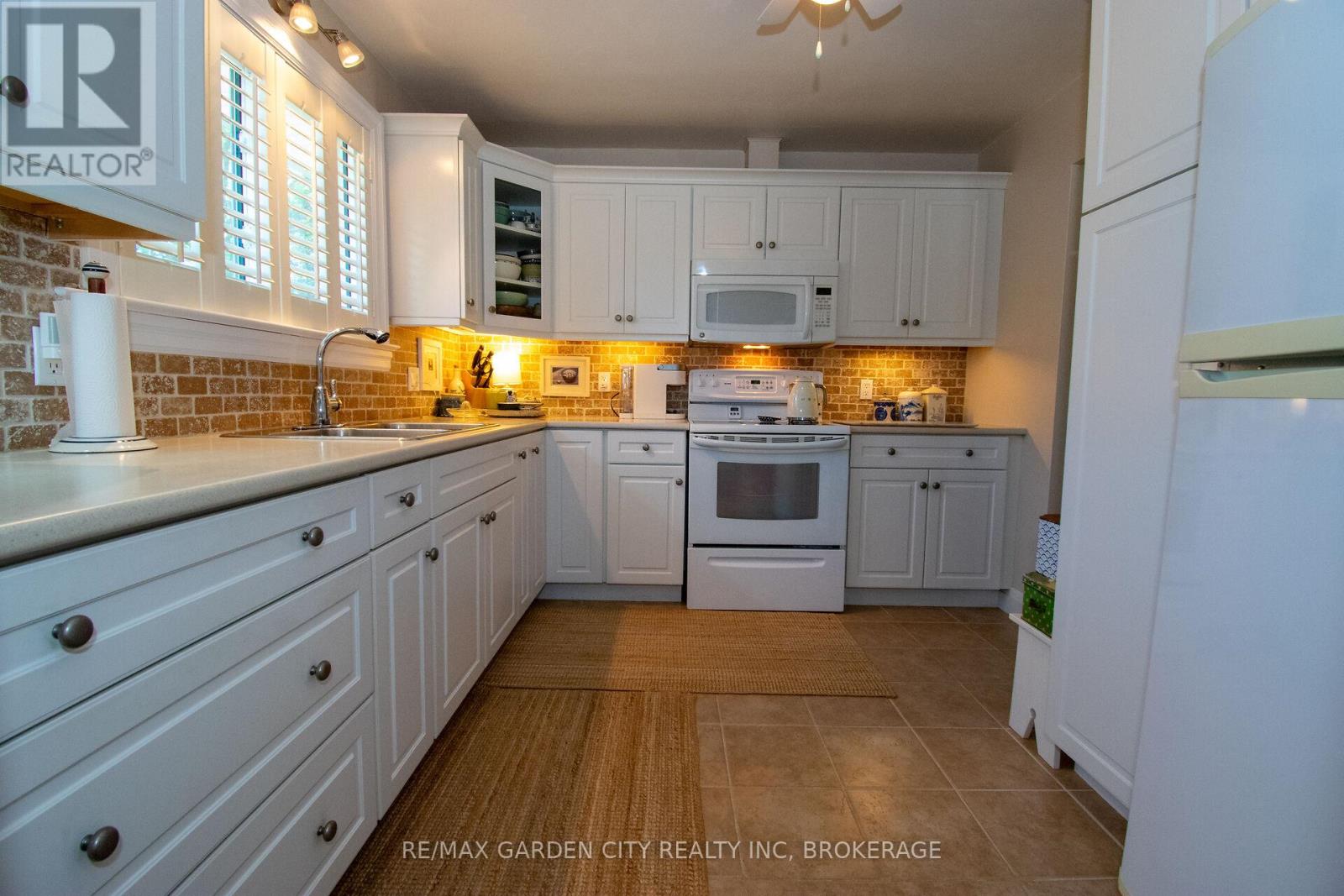 26 Macoomb Drive, Welland, Ontario  L3C 5T9 - Photo 14 - X13420480