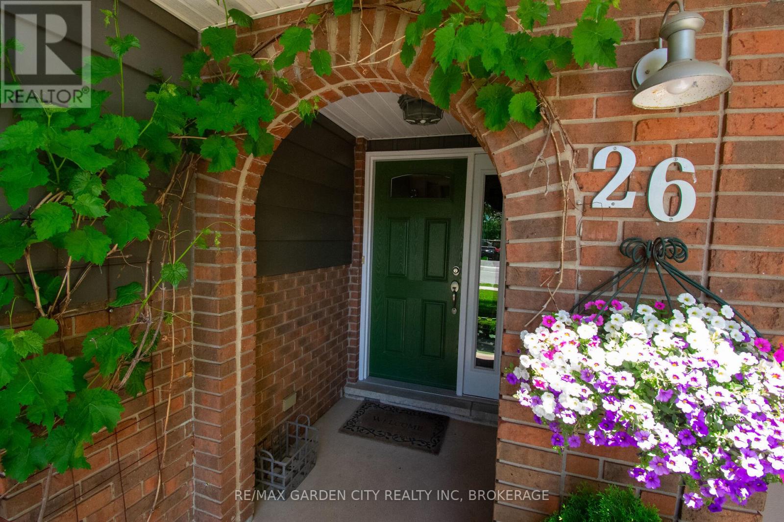 26 Macoomb Drive, Welland, Ontario  L3C 5T9 - Photo 3 - X13420480