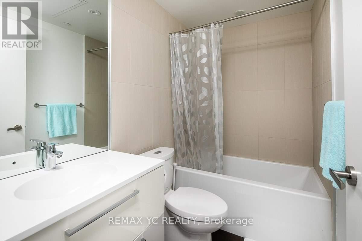 4208 - 15 Grenville Street, Toronto, Ontario  M4Y 0B9 - Photo 5 - C13419734