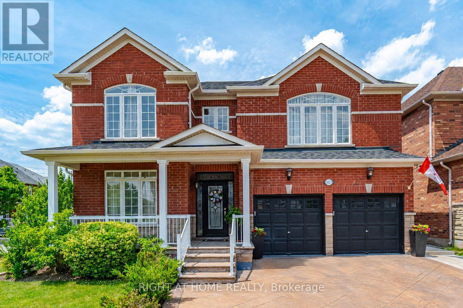1021 HEMSTREET CRESCENT, Milton, Ontario