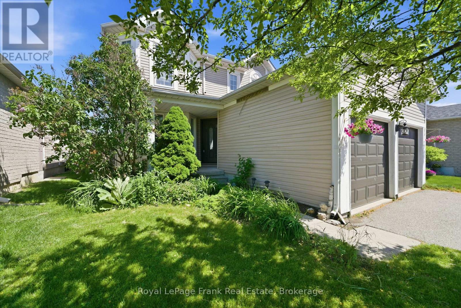 98 Rustwood Street, Clarington, Ontario  L1C 5E5 - Photo 2 - E13420538