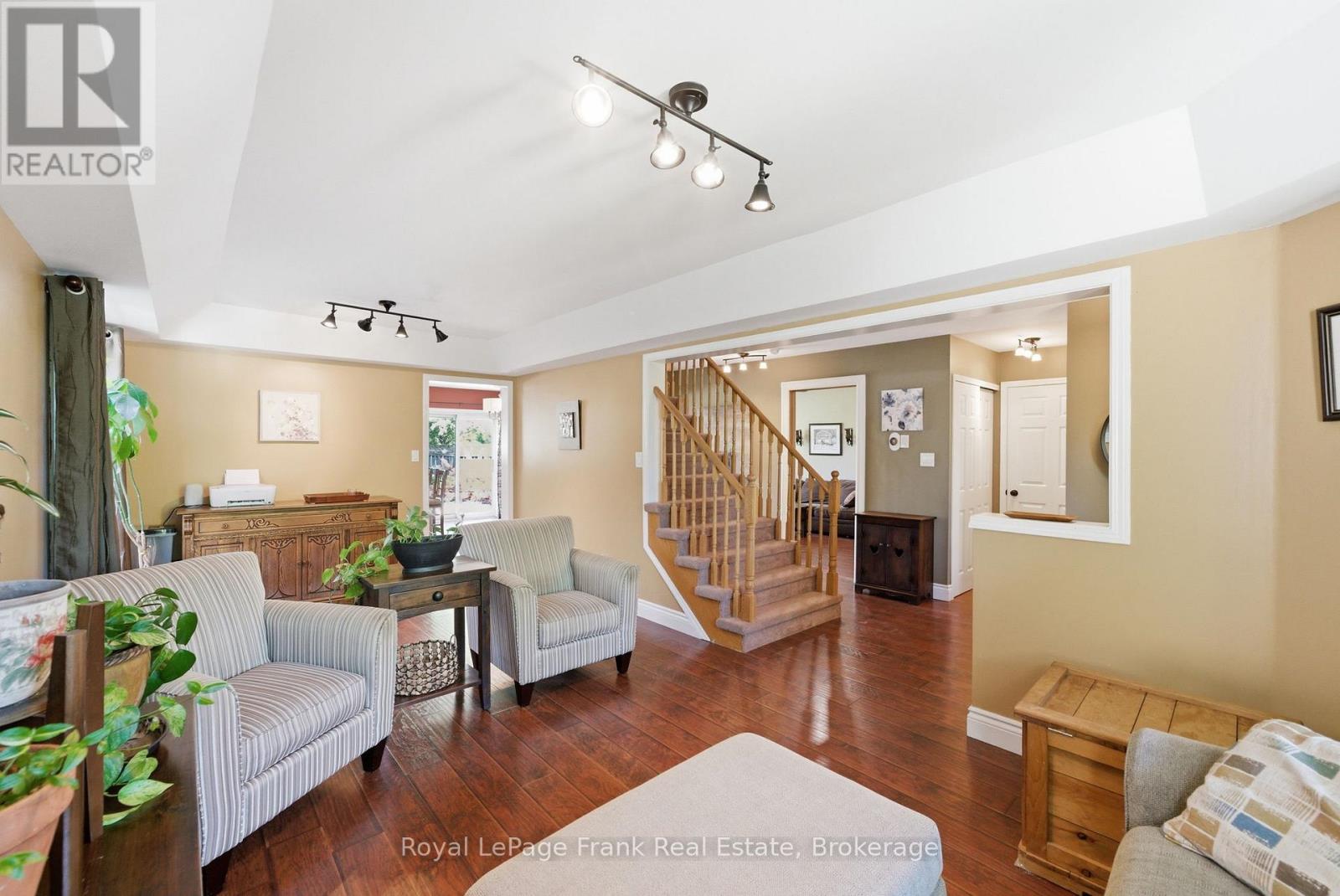 98 Rustwood Street, Clarington, Ontario  L1C 5E5 - Photo 7 - E13420538