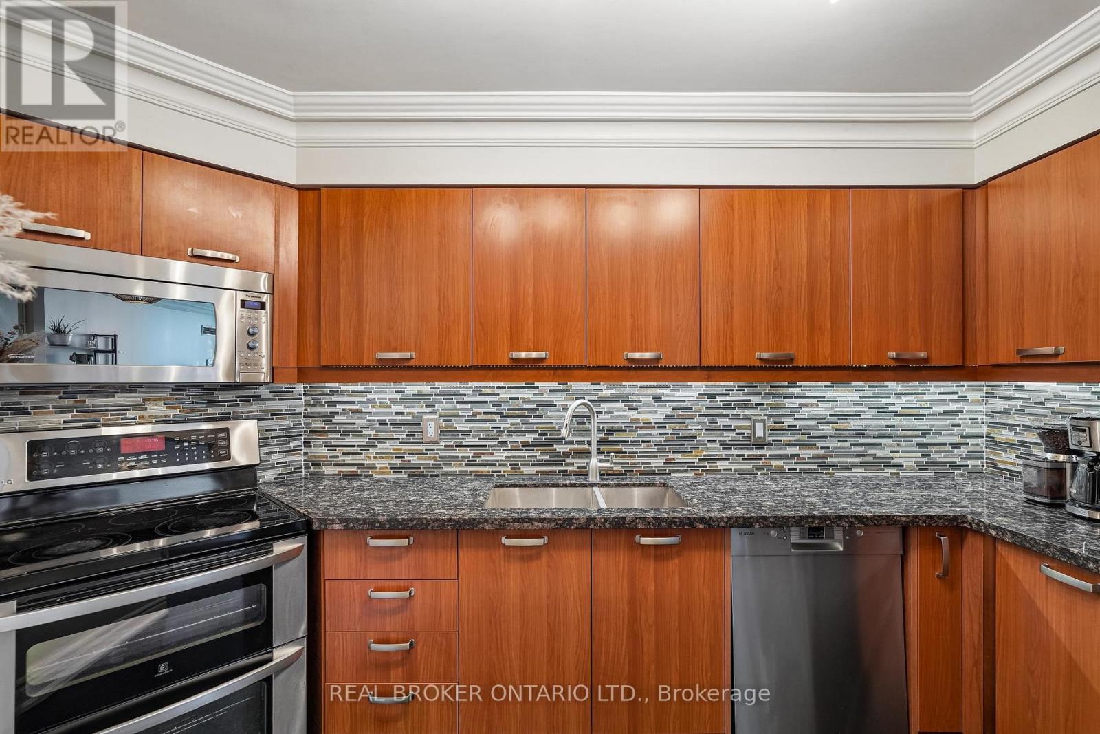 704 - 51 Harrison Garden Boulevard, Toronto, Ontario  M2N 7G4 - Photo 8 - C13420494