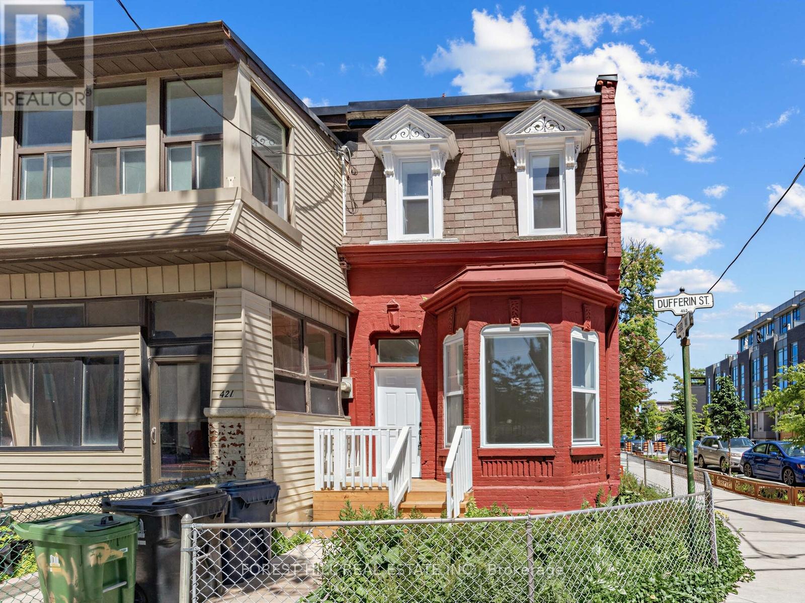 419 DUFFERIN STREET, Toronto, Ontario