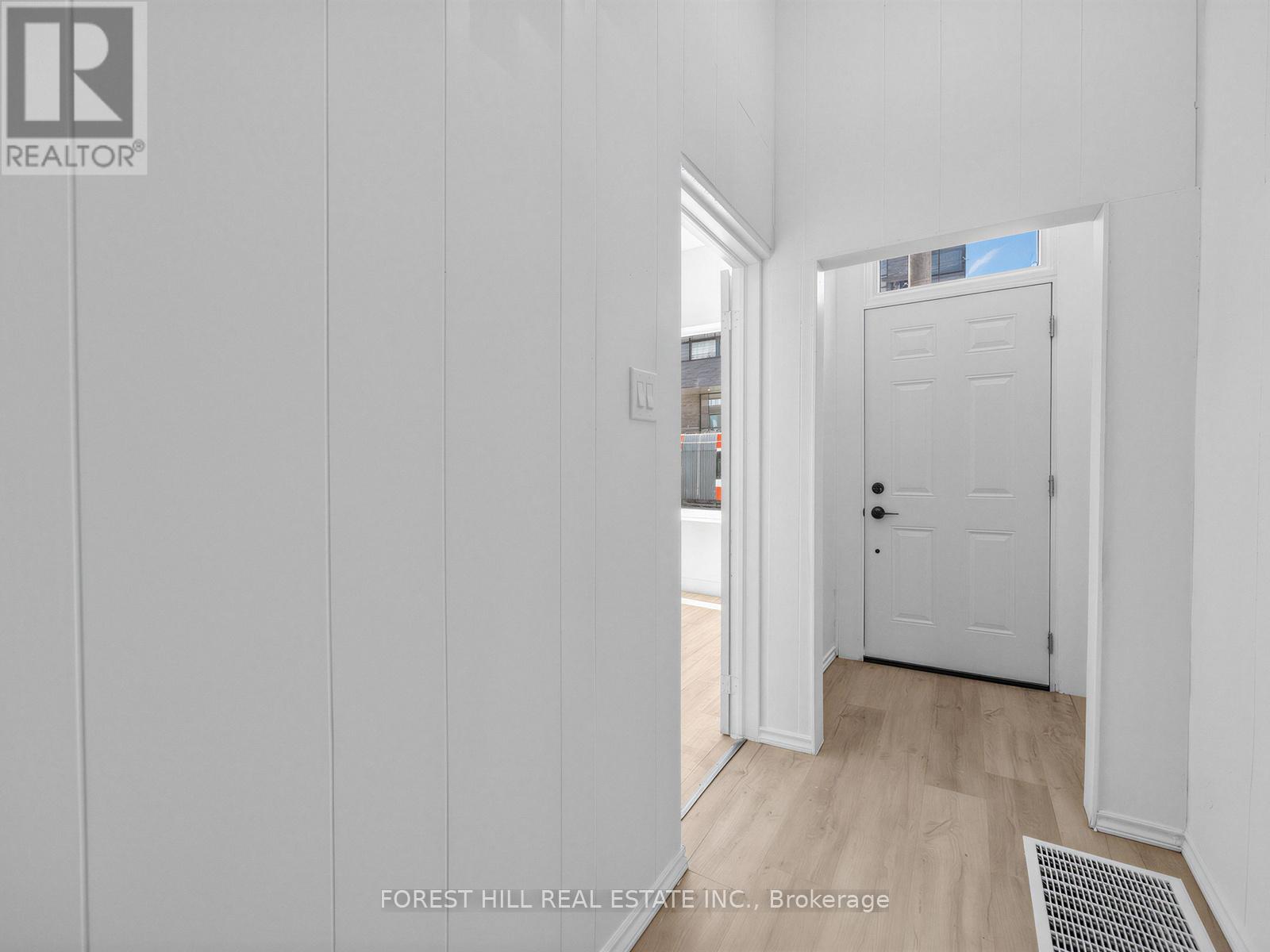419 Dufferin Street, Toronto, Ontario  M6K 2A2 - Photo 4 - C13420568