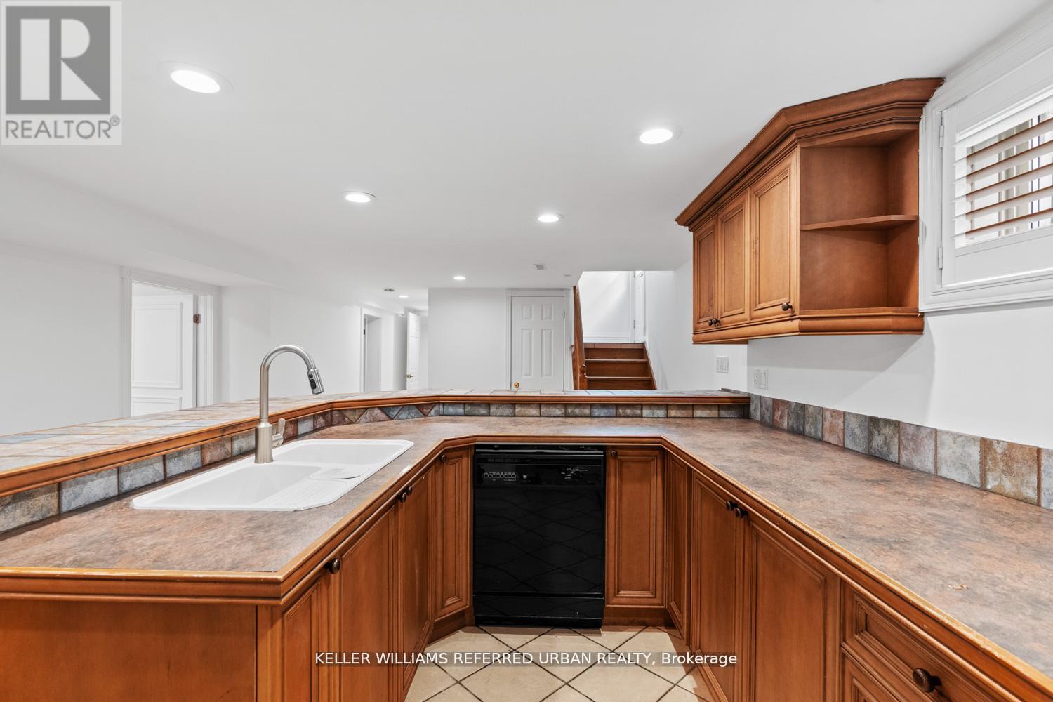 202 Park Home Avenue, Toronto, Ontario  M2R 1A2 - Photo 27 - C13420572