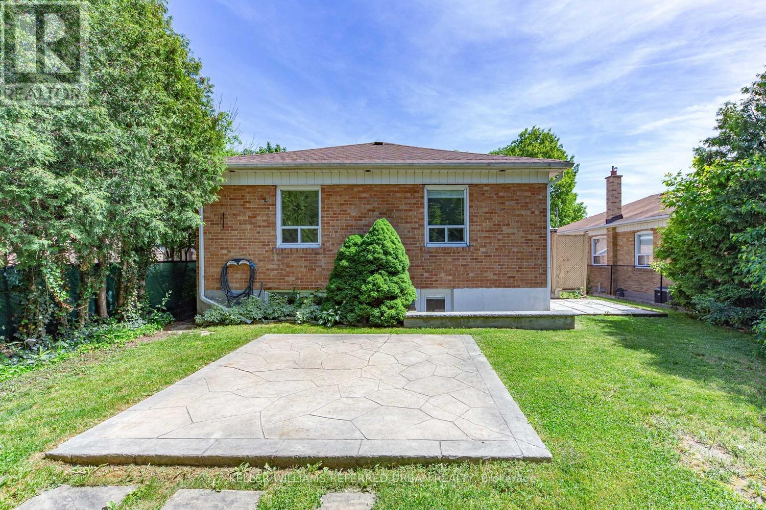 202 Park Home Avenue, Toronto, Ontario  M2R 1A2 - Photo 38 - C13420572