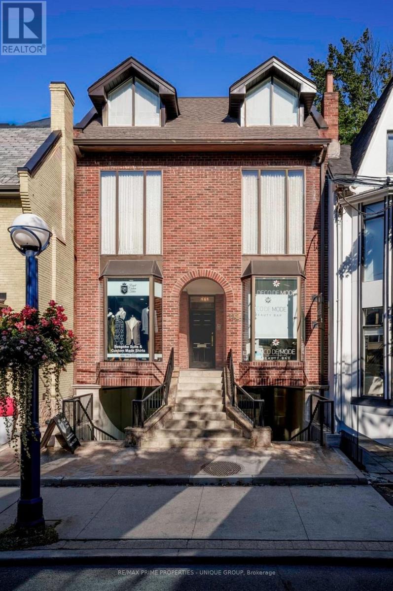 112 SCOLLARD STREET, Toronto, Ontario