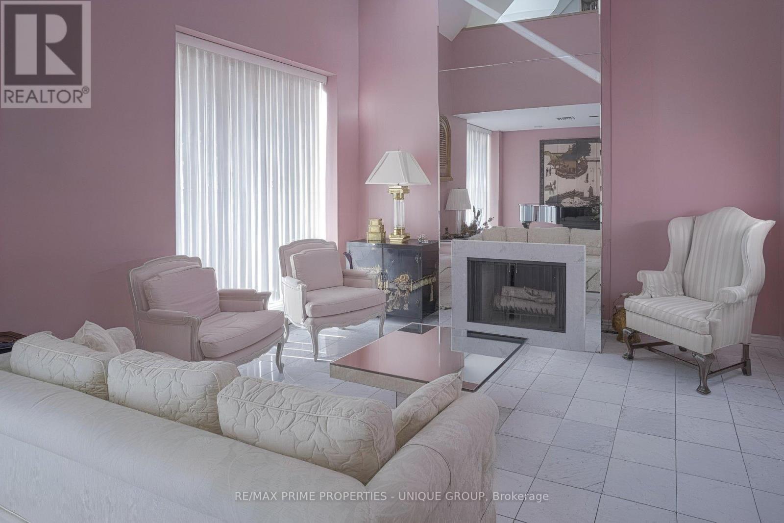 112 Scollard Street, Toronto, Ontario  M5R 0A1 - Photo 11 - C13420620