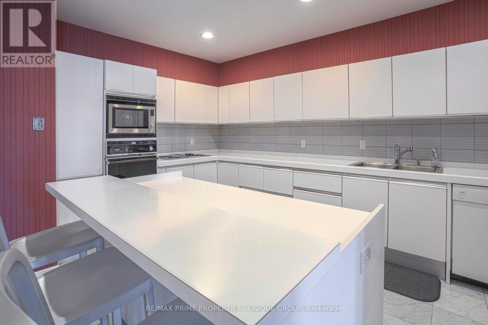 112 Scollard Street, Toronto, Ontario  M5R 0A1 - Photo 17 - C13420620