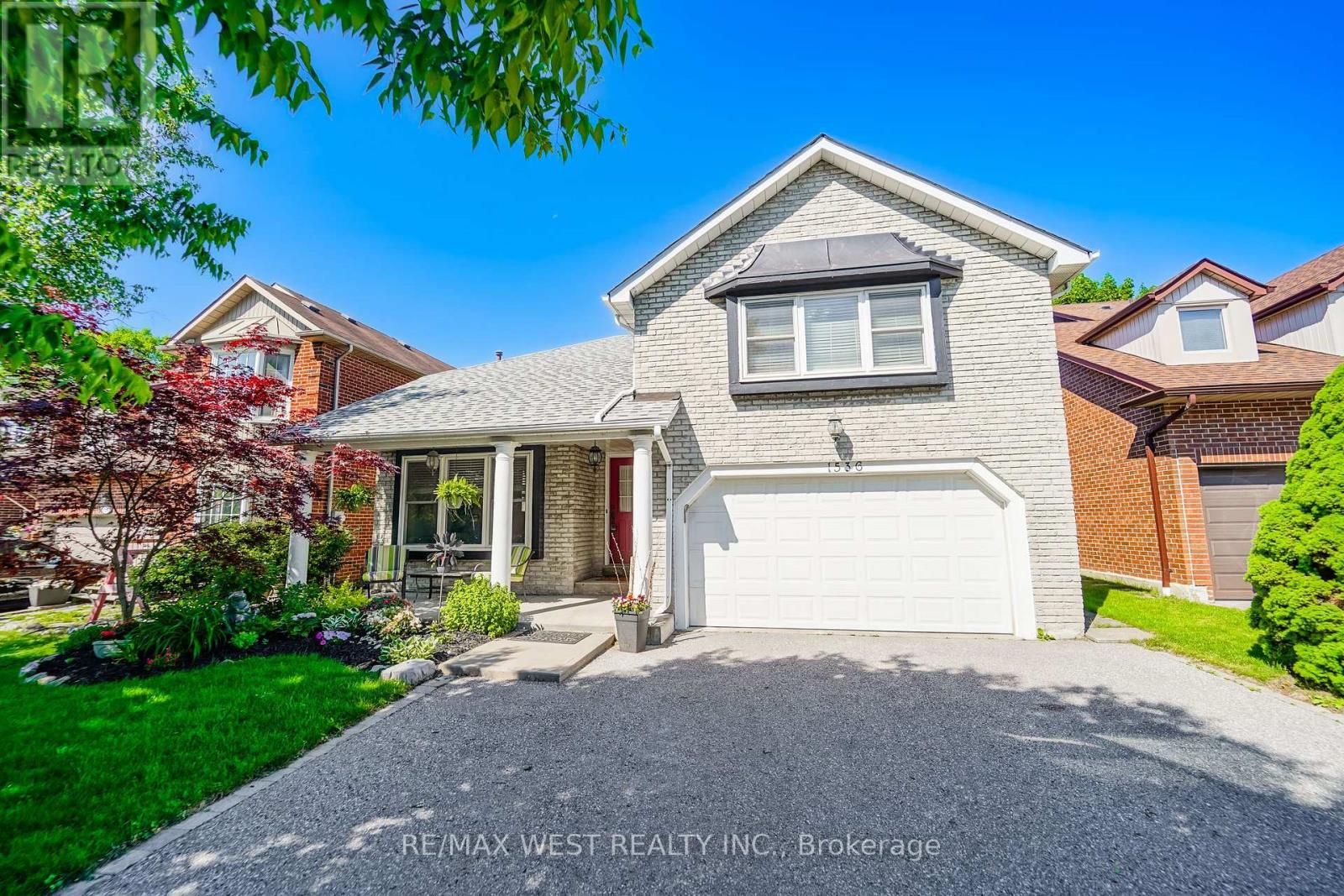 1536 Huntsmill Drive, Pickering, Ontario  L1V 5J5 - Photo 1 - E13420502