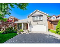 1536 HUNTSMILL DRIVE, Pickering, Ontario
