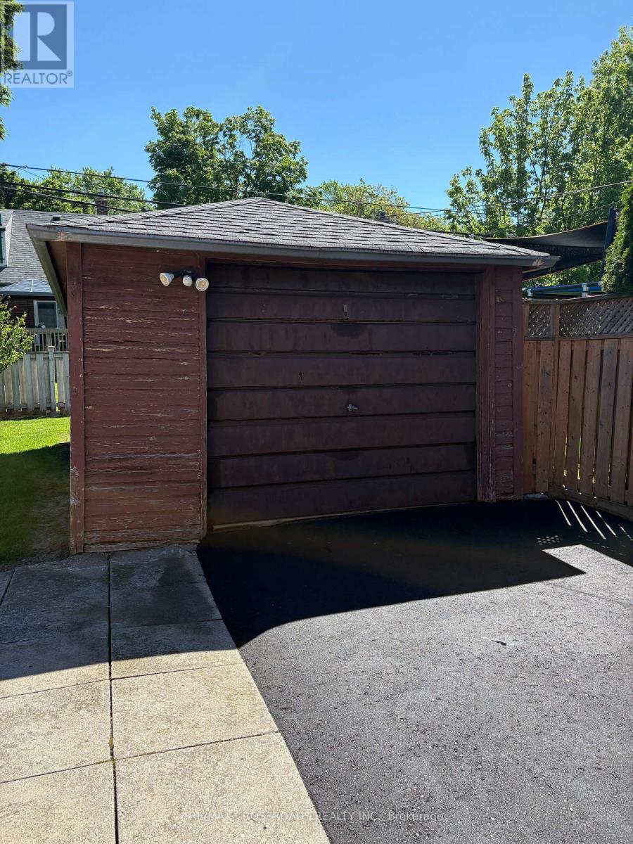 31 Robertsfield Crescent, Toronto, Ontario  M1R 2X1 - Photo 17 - E13420544