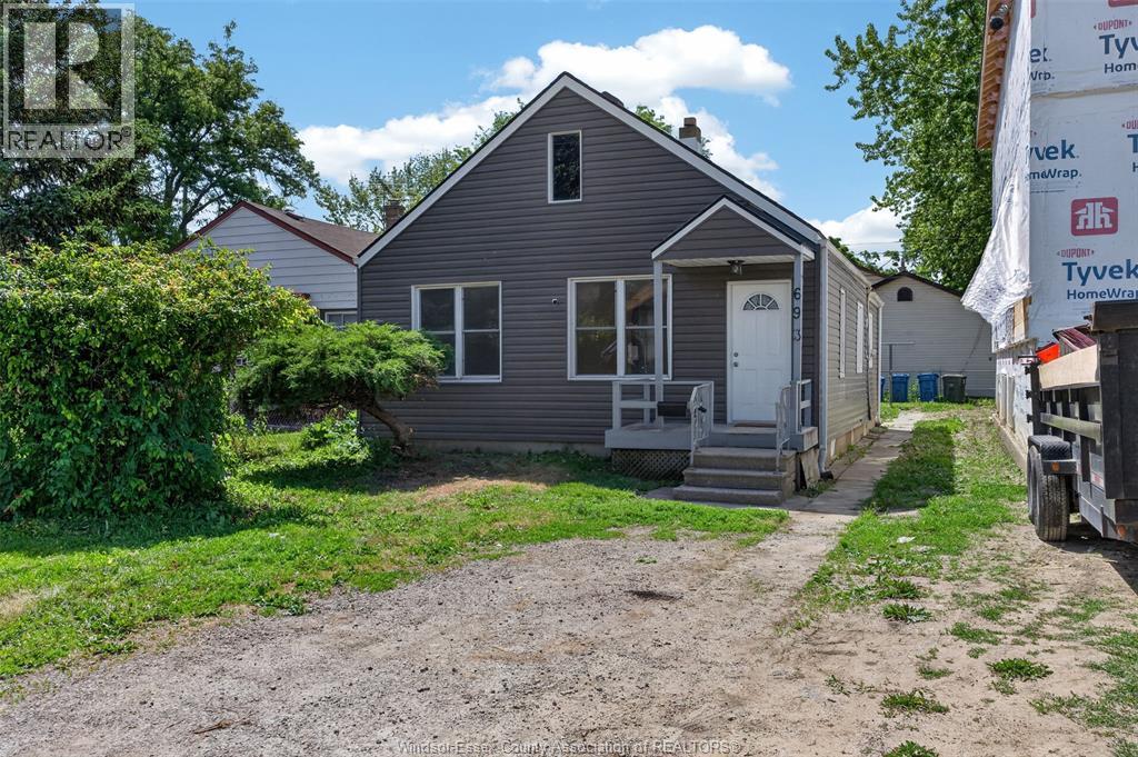 693 SOUTH PACIFIC, windsor, Ontario