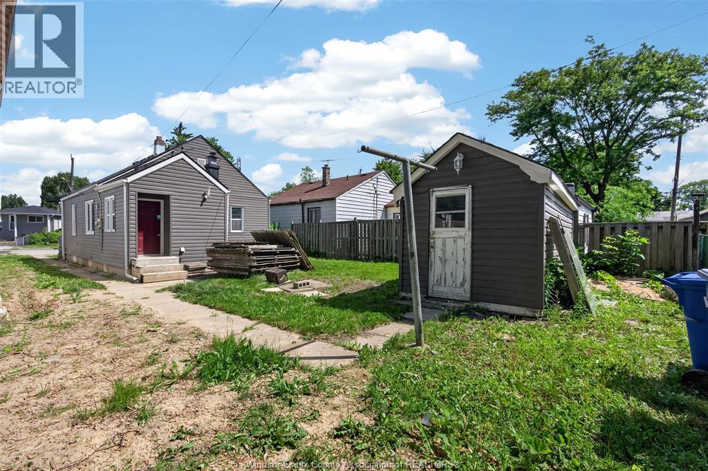 693 South Pacific, Windsor, Ontario N8X 2X1 - Photo 18 - 26013587