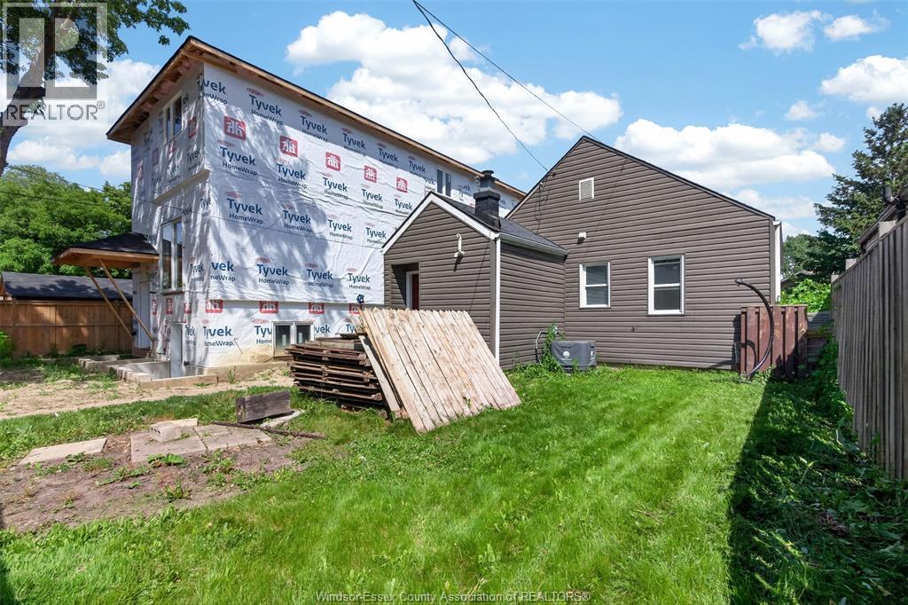 693 South Pacific, Windsor, Ontario N8X 2X1 - Photo 19 - 26013587