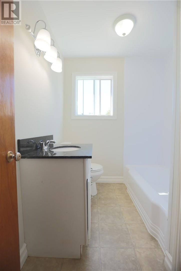 1175 Drummond, Greater Sudbury, Ontario  P3A 2Y2 - Photo 17 - 2128363