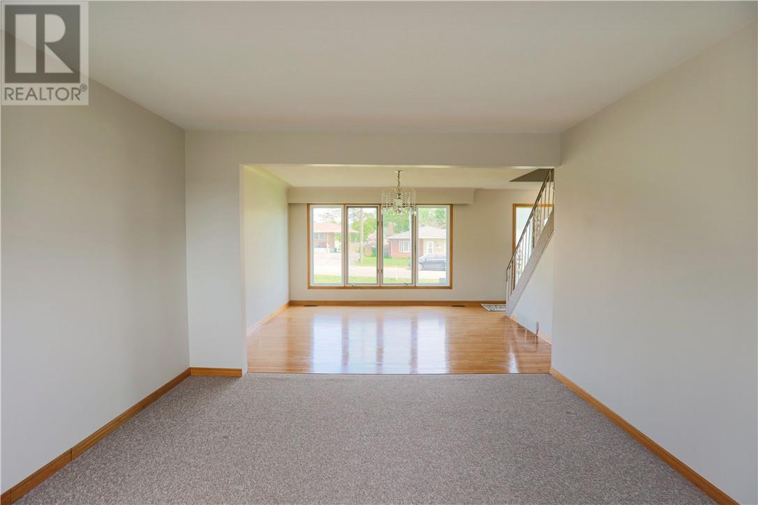 1175 Drummond, Greater Sudbury, Ontario  P3A 2Y2 - Photo 4 - 2128363