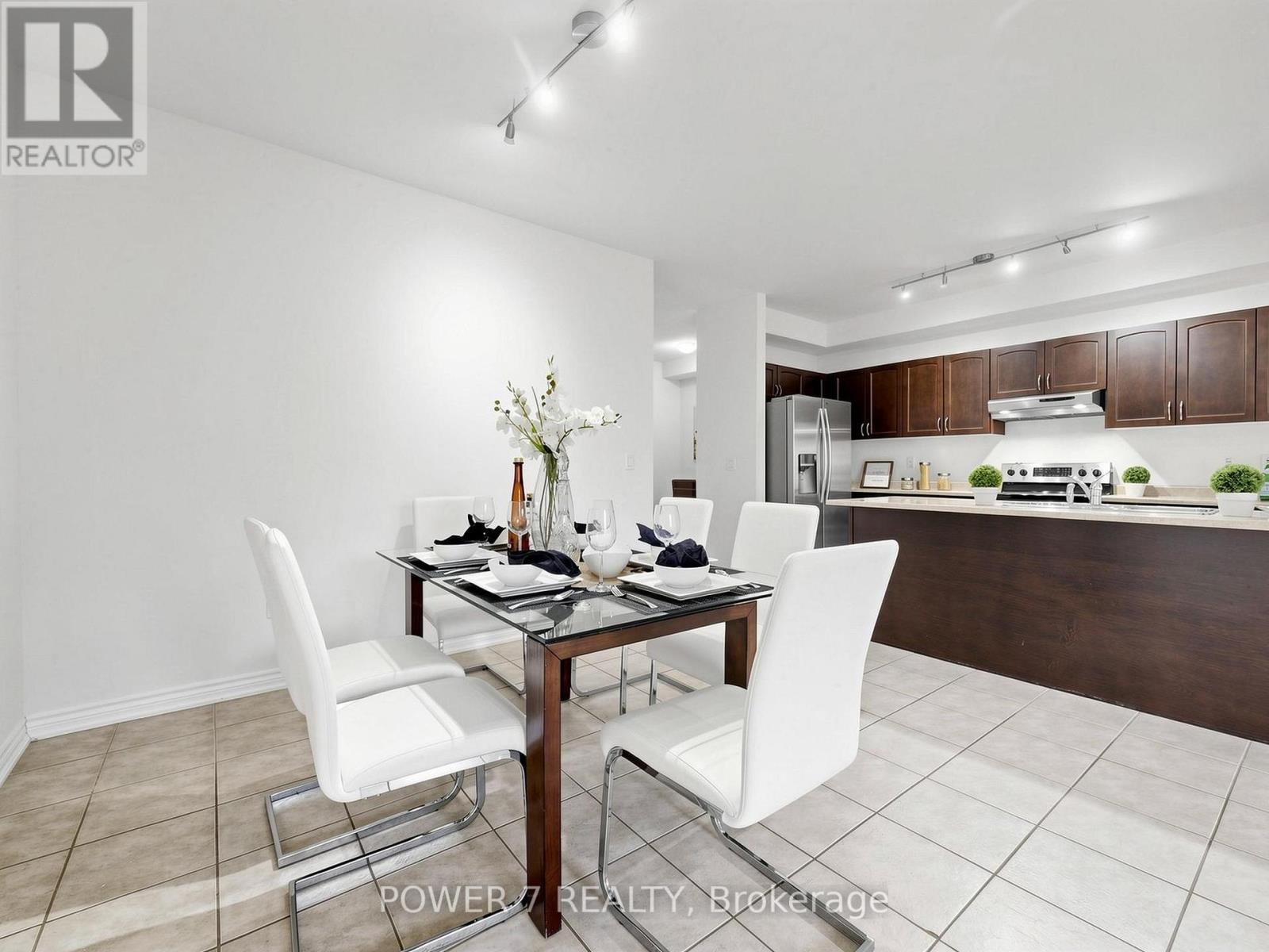 43 Living Crescent, Markham, Ontario  L6C 0T7 - Photo 15 - N13420482