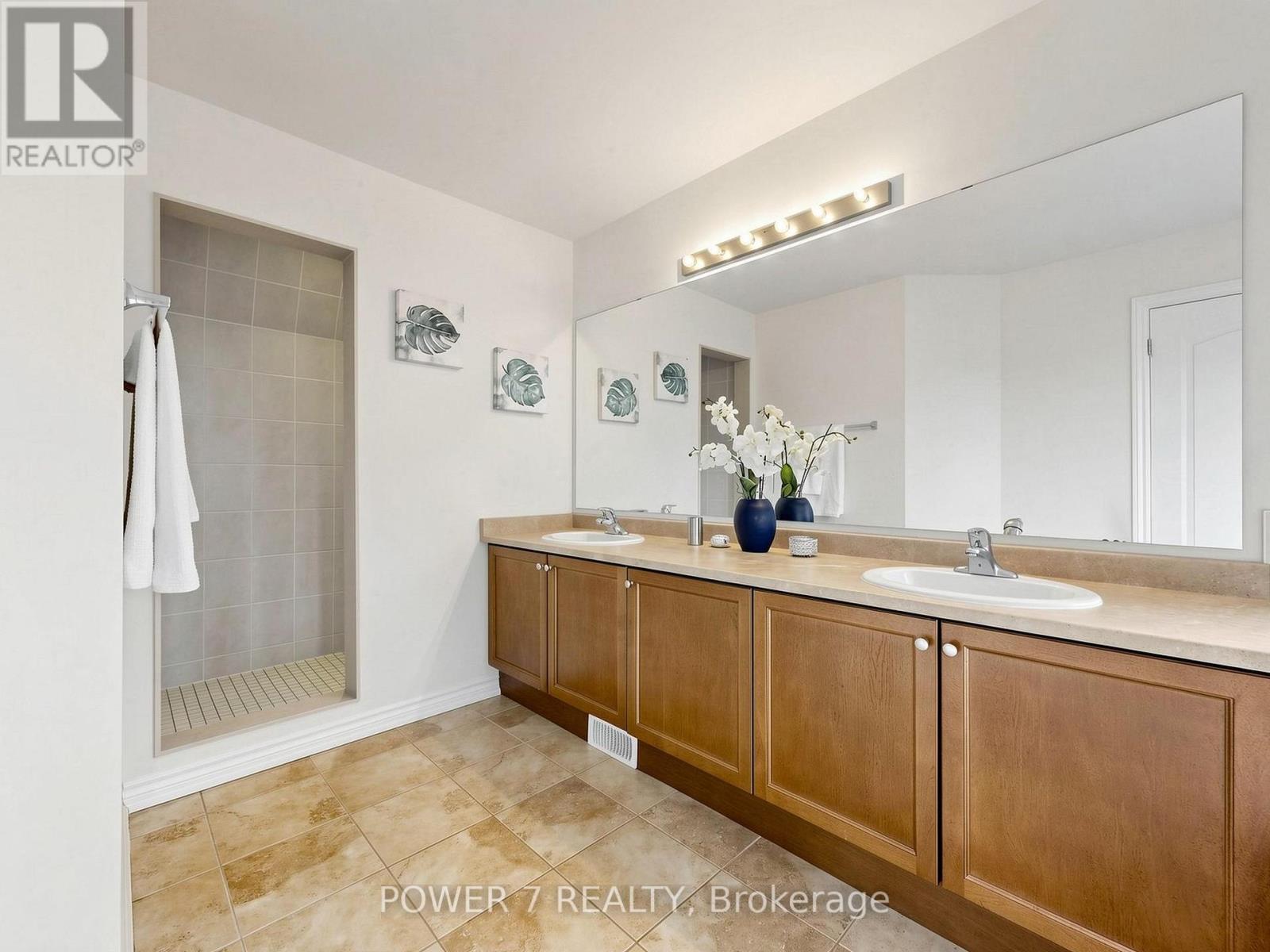 43 Living Crescent, Markham, Ontario  L6C 0T7 - Photo 39 - N13420482