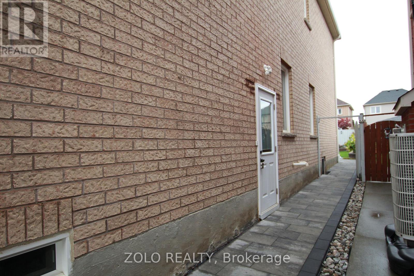 Basement Apartment - 75 West Park Avenue, Bradford West Gwillimbury, Ontario  L3Z 0A7 - Photo 50 - N13420490