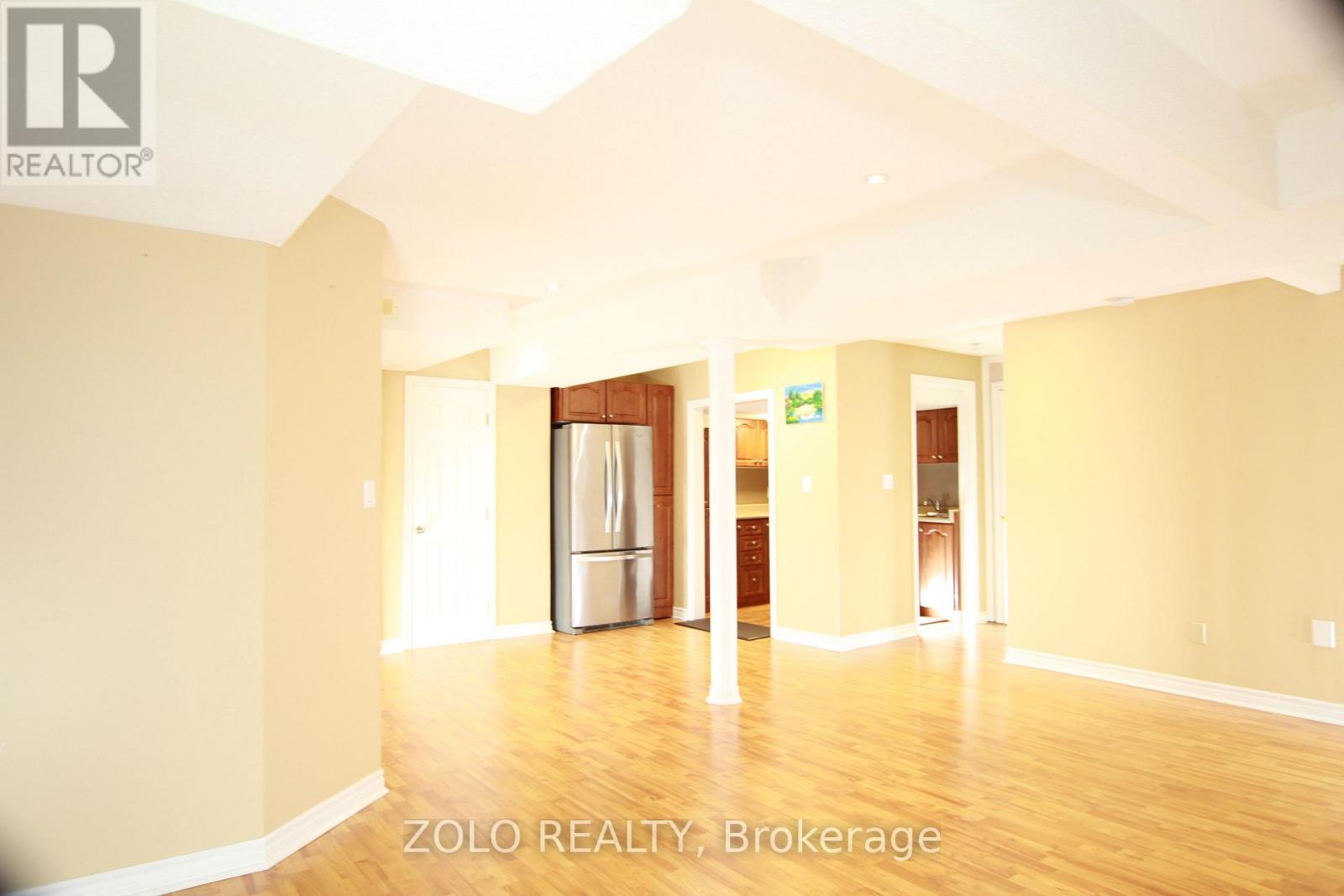 Basement Apartment - 75 West Park Avenue, Bradford West Gwillimbury, Ontario  L3Z 0A7 - Photo 6 - N13420490