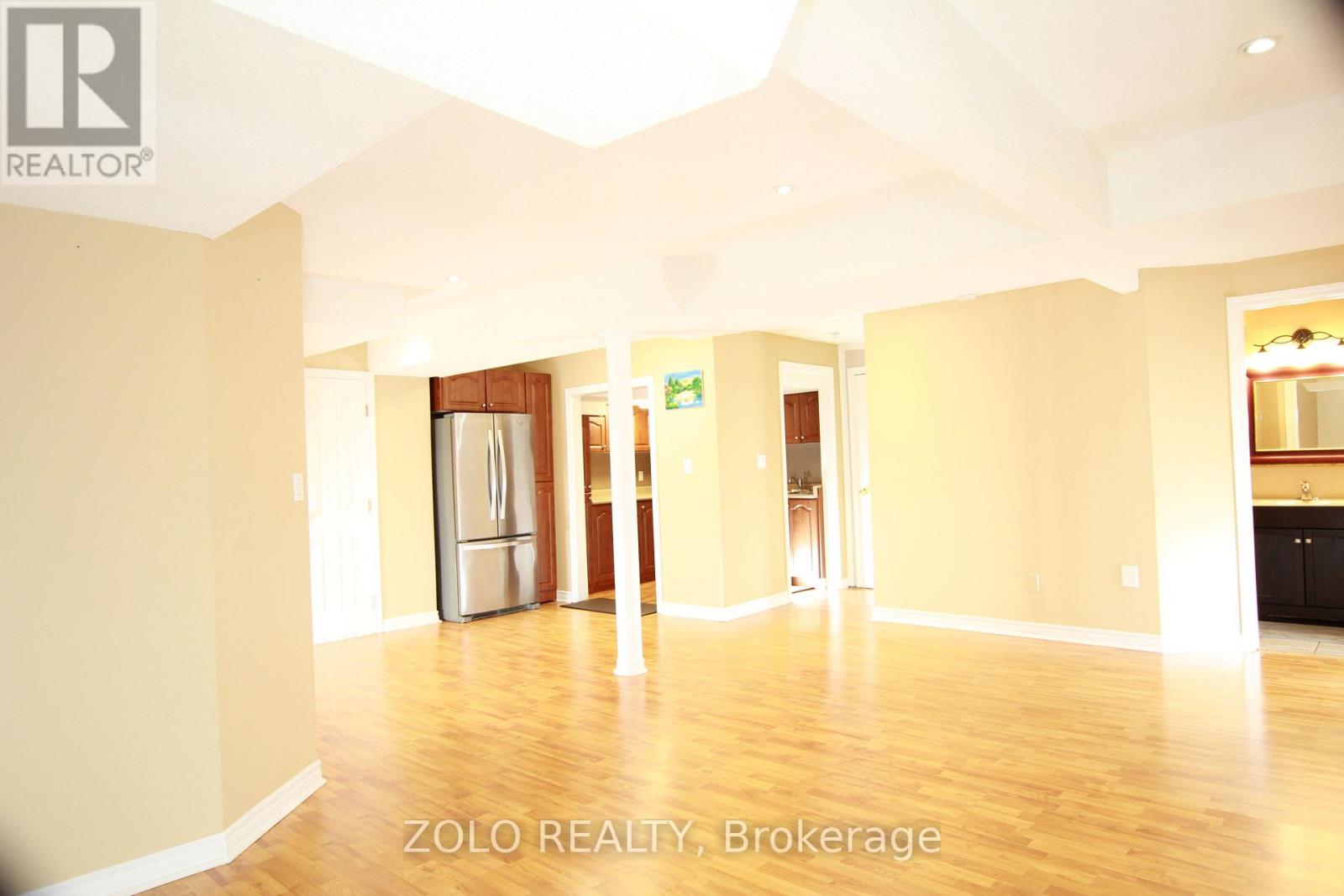 Basement Apartment - 75 West Park Avenue, Bradford West Gwillimbury, Ontario  L3Z 0A7 - Photo 8 - N13420490