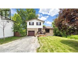 98 METRO ROAD S, Georgina, Ontario