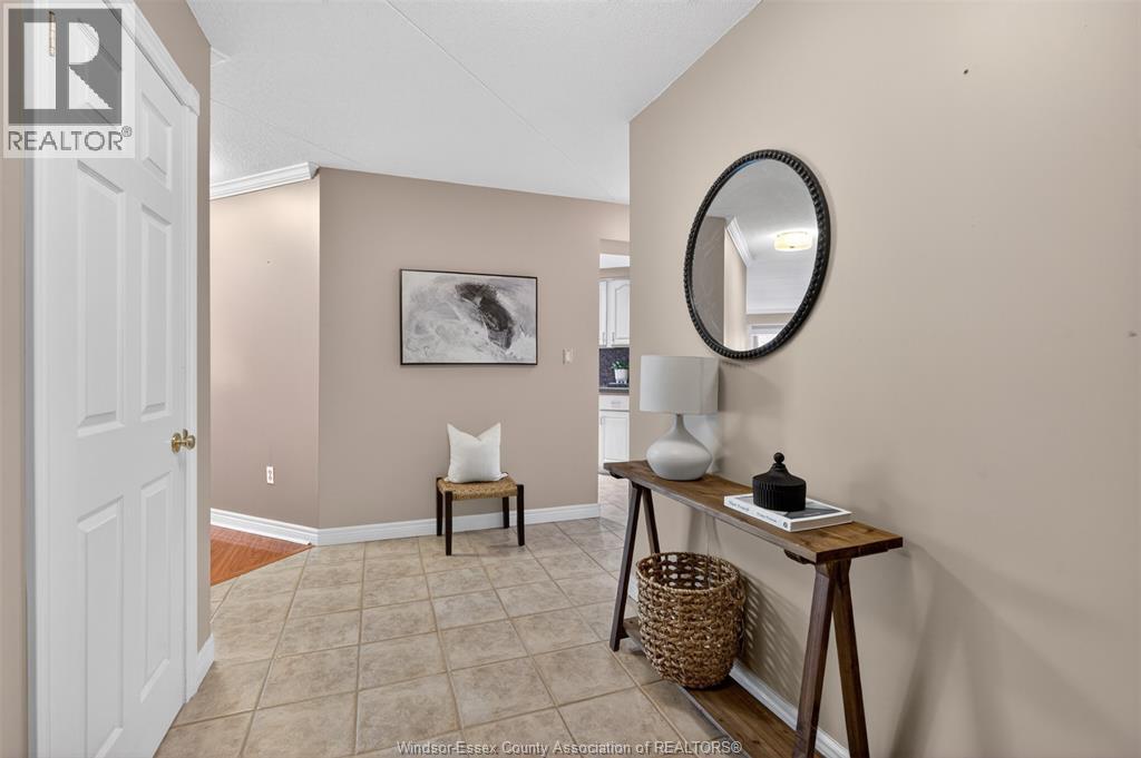 310 Village Grove Drive Unit# 413, Tecumseh, Ontario  N8N 4X7 - Photo 4 - 26013557