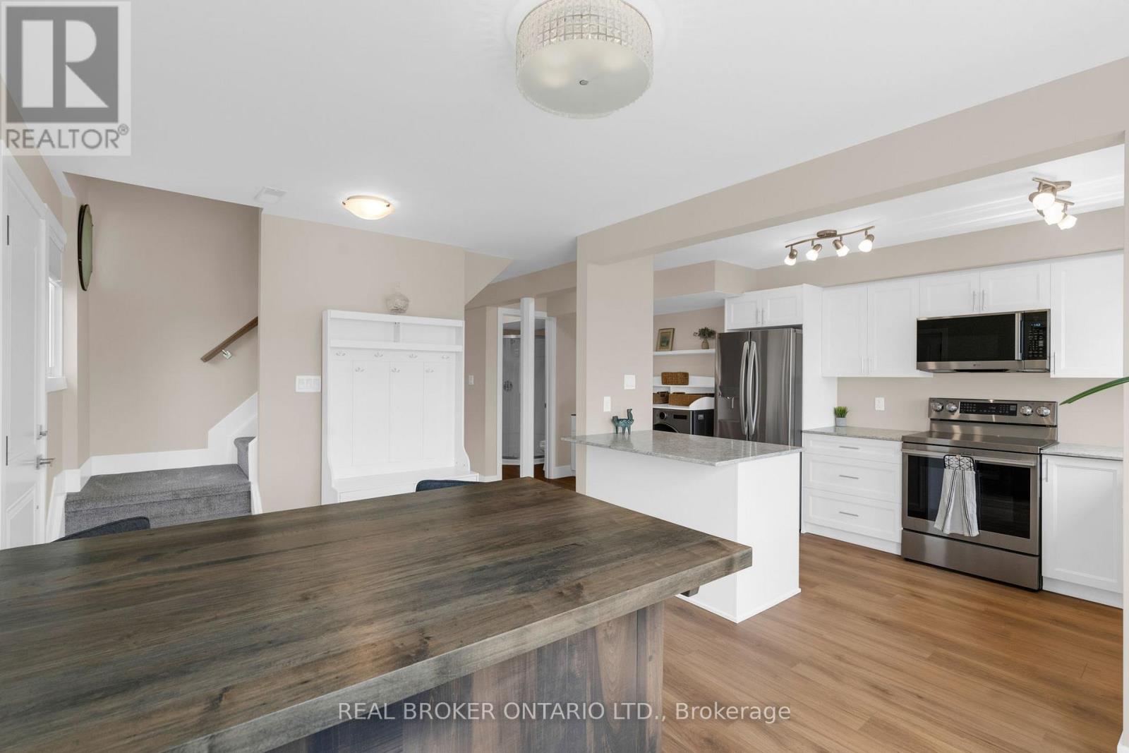50 Browning Trail, Barrie, Ontario  L4N 4Z5 - Photo 5 - S13420606