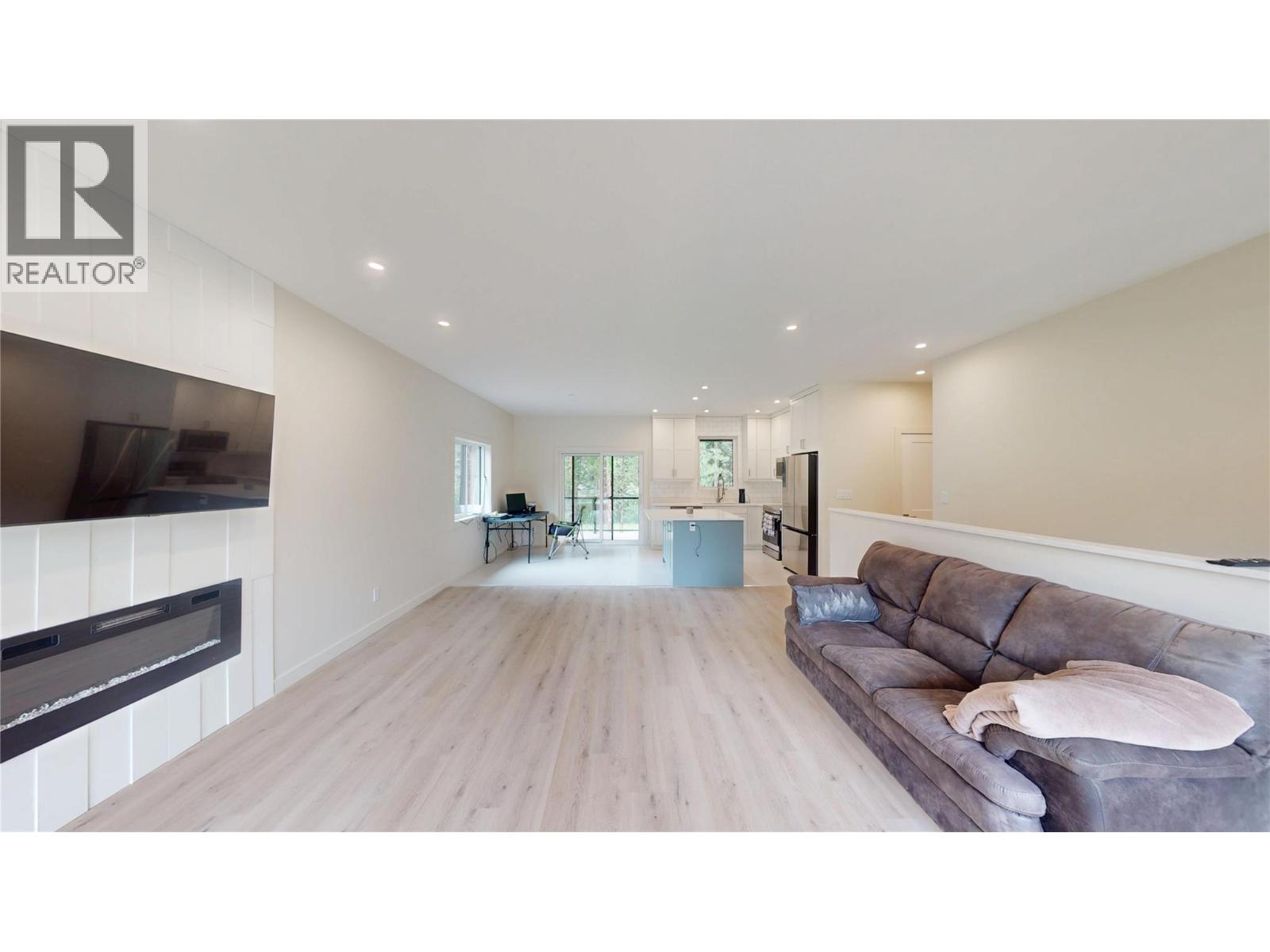 140 River Drive, Cranbrook, British Columbia  V1C 0C6 - Photo 7 - 10376605