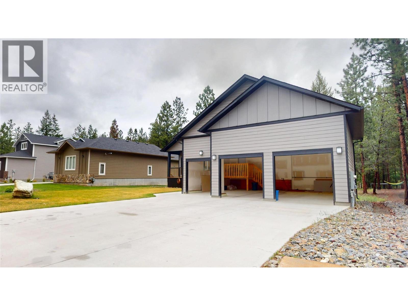 140 River Drive, Cranbrook, British Columbia  V1C 0C6 - Photo 2 - 10376605